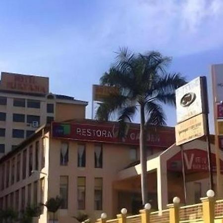 Klang Histana Hotel Exterior foto