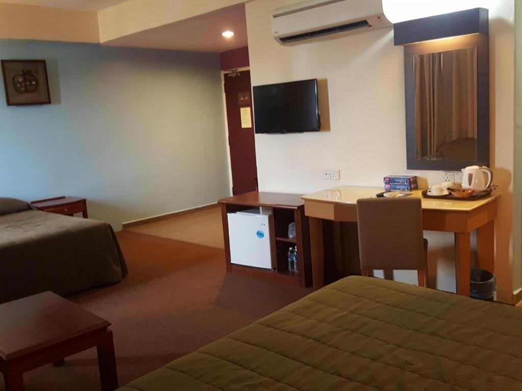 Klang Histana Hotel Exterior foto