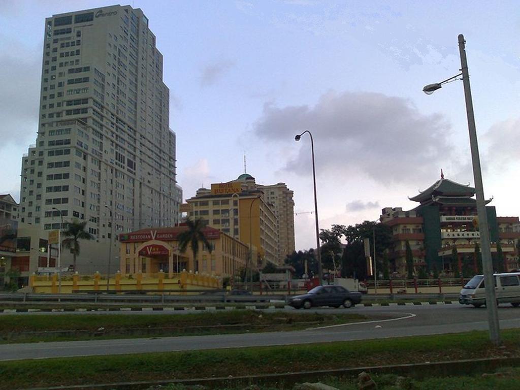 Klang Histana Hotel Exterior foto